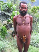Papua – Mamberámo – kmen Wano – výrobci kamenných sekyr